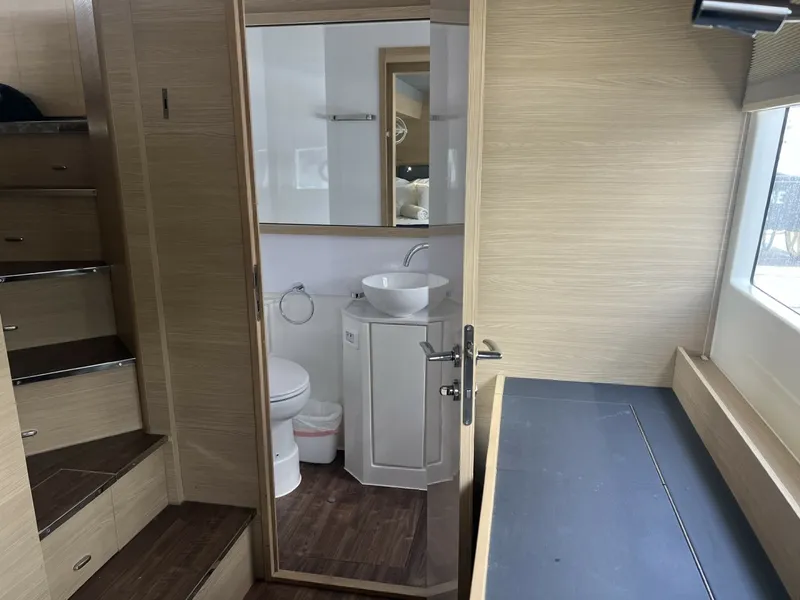 Slide: The Image of Aquila 54 Yacht 2023 - 7391387