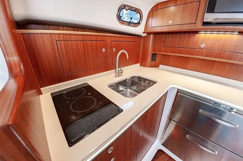 Slide: The Image of 0005636466 - 6022431