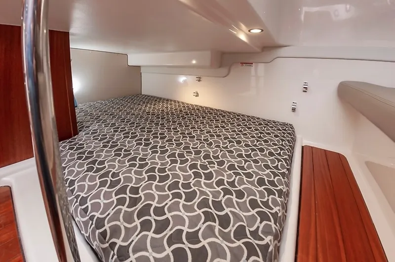 Slide: The Image of 0005636484 - 6022442