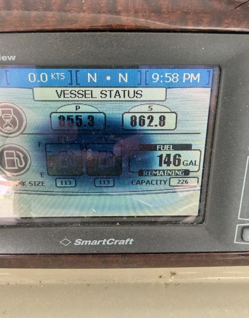 Slide: The Image of Sea Ray 370 Sundancer 2010 - 6023037