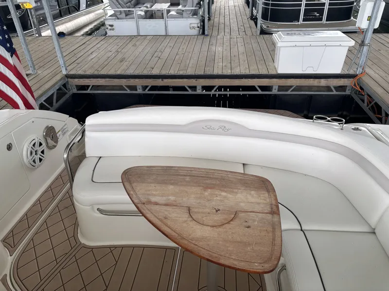 Slide: The Image of Sea Ray 370 Sundancer 2010 - 6108266