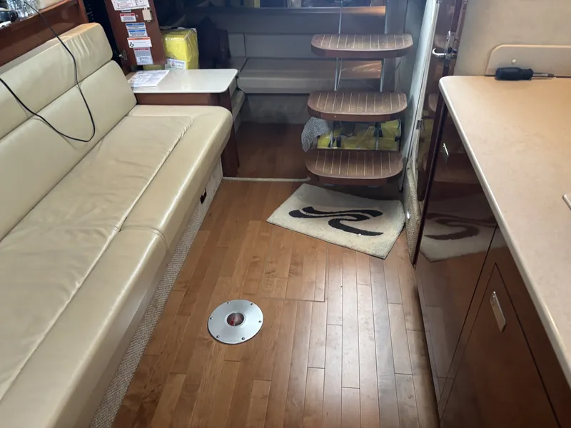Slide: The Image of Sea Ray 370 Sundancer 2010 - 6108274