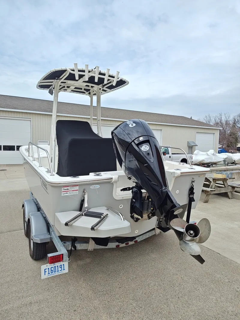 Slide: The Image of Boston Whaler Montauk 2025 - 6023058
