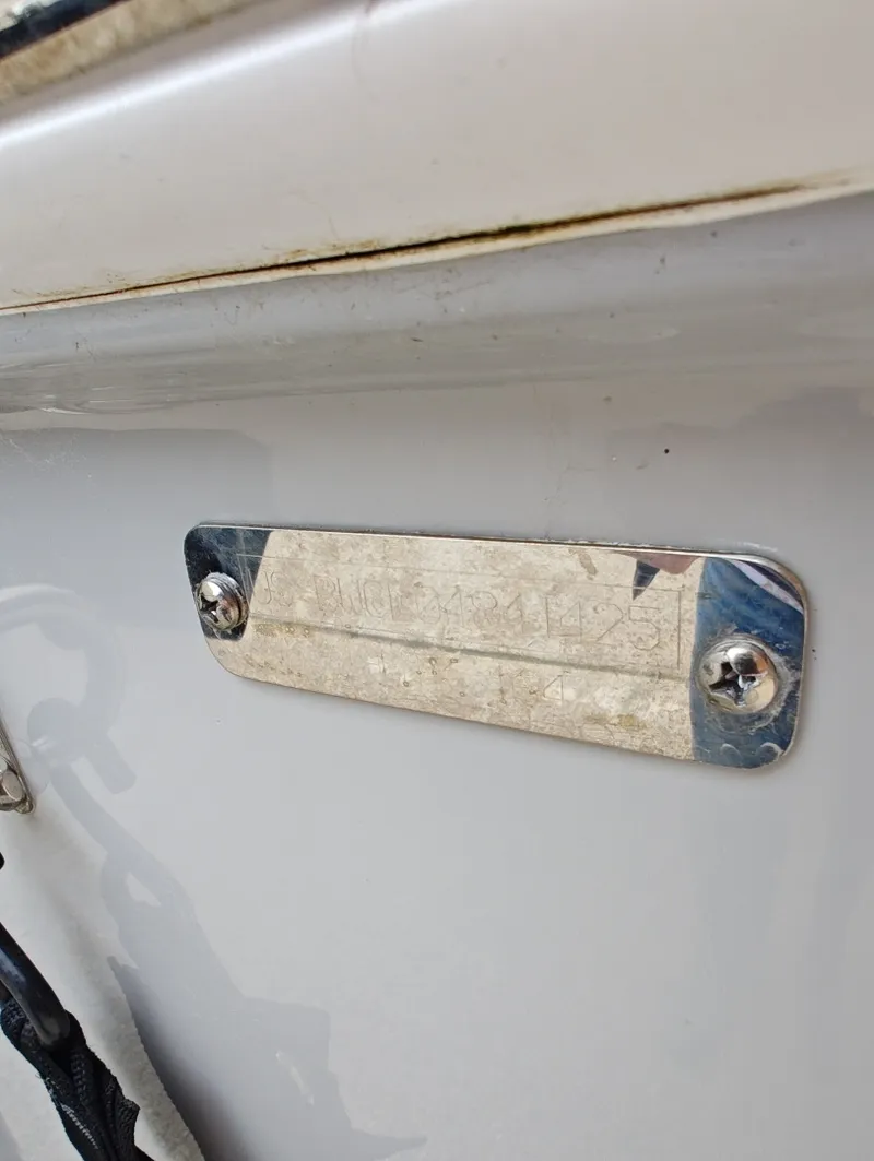 Slide: The Image of Boston Whaler Montauk 2025 - 6023068