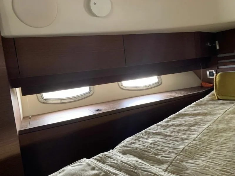 Slide: The Image of Sea Ray 45 2013 - 6023096