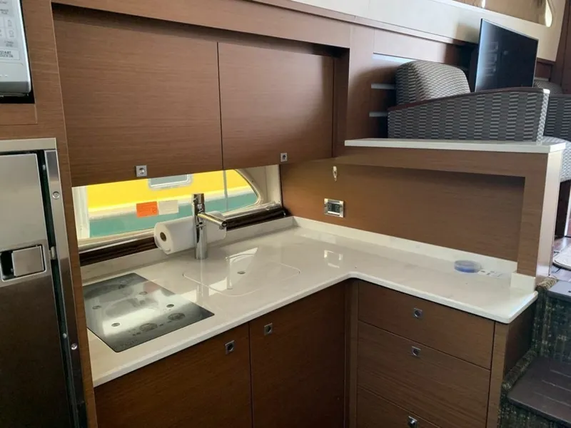 Slide: The Image of Sea Ray 45 2013 - 6023092