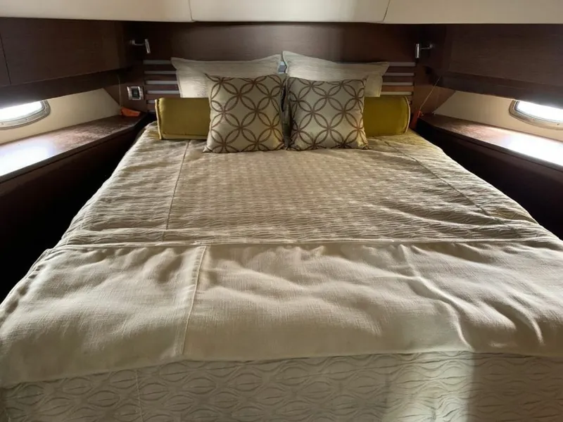 Slide: The Image of Sea Ray 45 2013 - 6023093