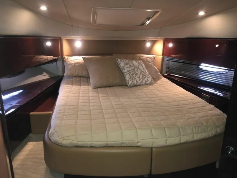 Slide: The Image of Sea Ray 47 2008 - 6023507