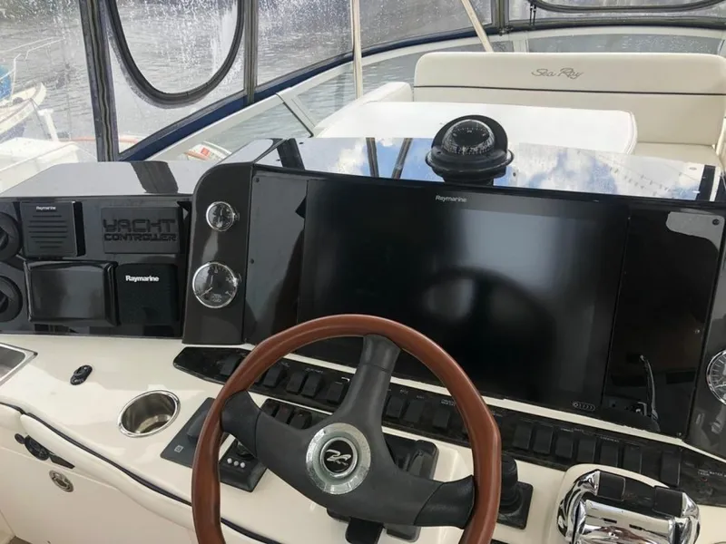 Slide: The Image of Sea Ray 47 2008 - 6023500