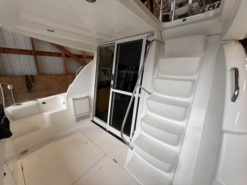 Slide: The Image of Bayliner 3488 2001 - 6023582