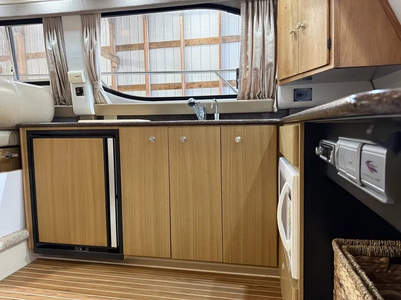 Slide: The Image of Bayliner 3488 2001 - 6023601