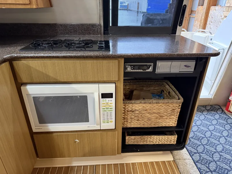 Slide: The Image of Bayliner 3488 2001 - 6023604