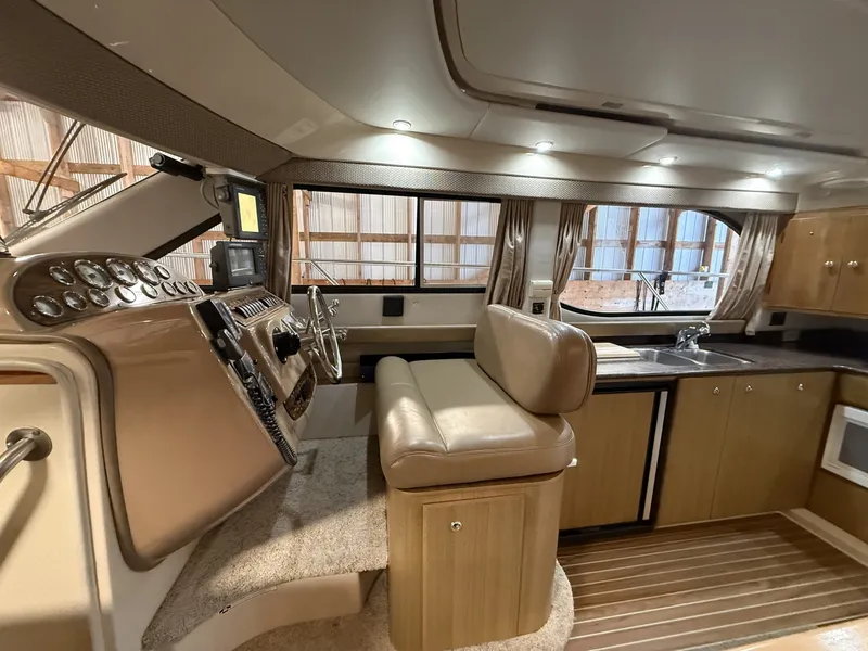 Slide: The Image of Bayliner 3488 2001 - 6023610