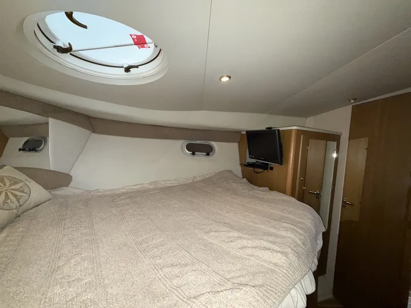 Slide: The Image of Bayliner 3488 2001 - 6023616