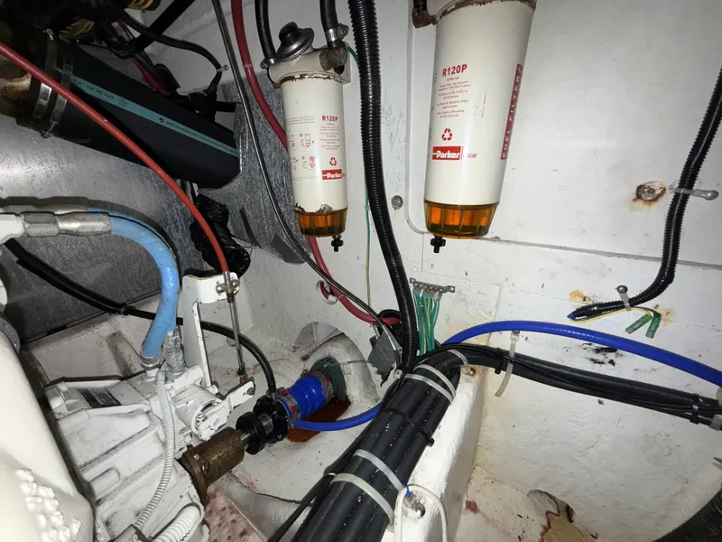 Slide: The Image of Bayliner 3488 2001 - 6023626