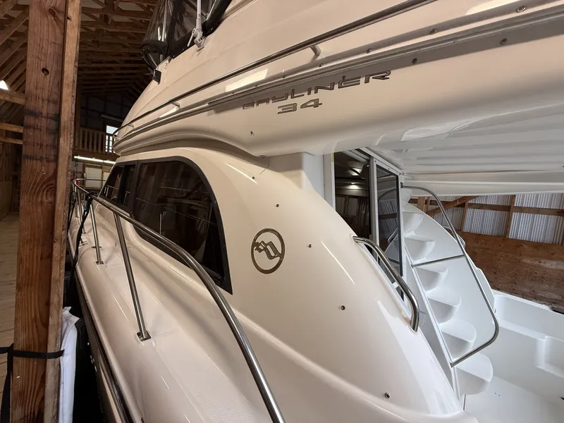 Slide: The Image of Bayliner 3488 2001 - 6023579