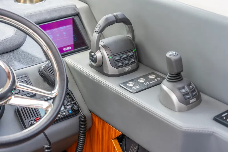 Slide: The Image of Riviera 6000 SPORT YACHT 2024 - 6024291