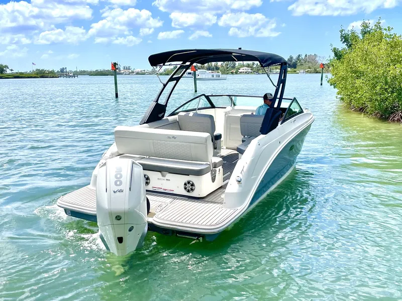 Slide: The Image of Sea Ray SDX 25 Outboard 2024 - 6024522