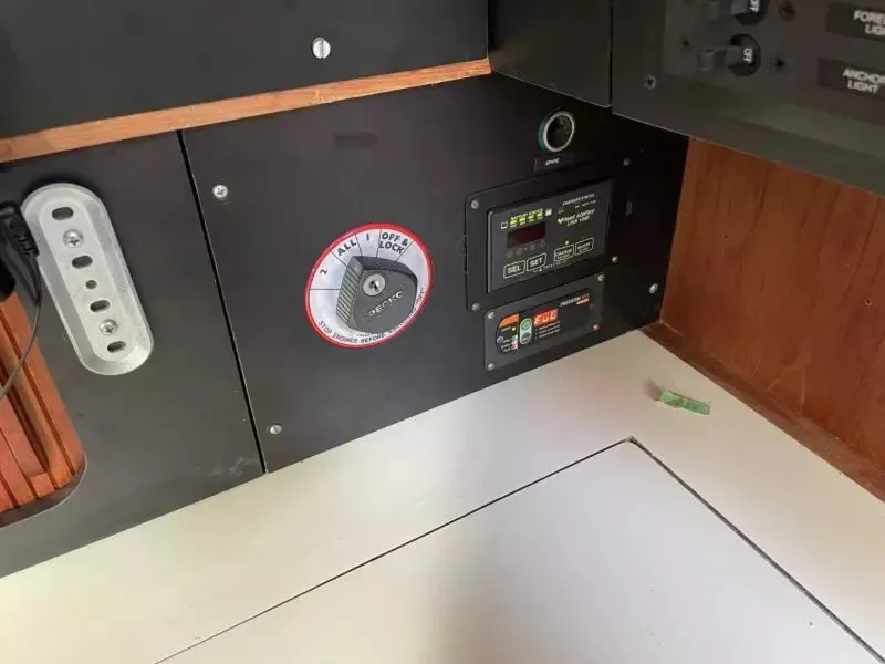 Slide: The Image of Sabre 38 MK II 1990 - 6024542