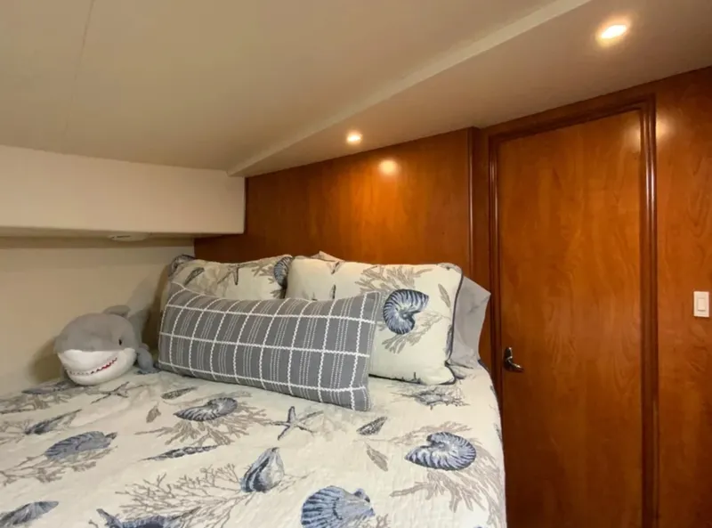 Slide: The Image of Silverton 33 Convertible 2007 - 6024636