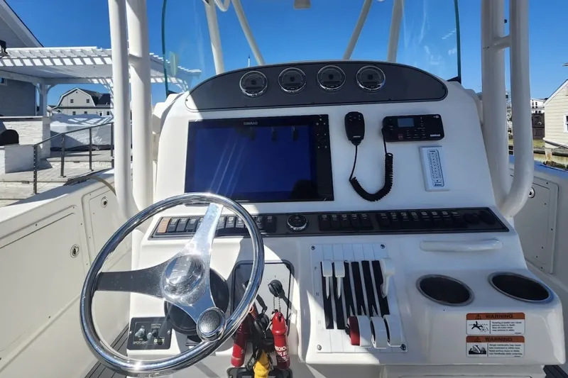 Slide: The Image of Wellcraft 35 Scarab Sport 2014 - 6024969