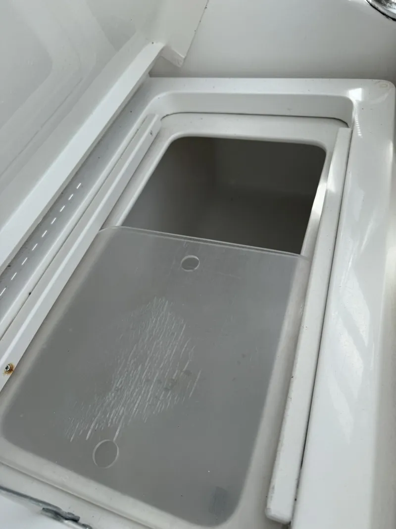 Slide: The Image of Luhrs 29 2000 - 6025428