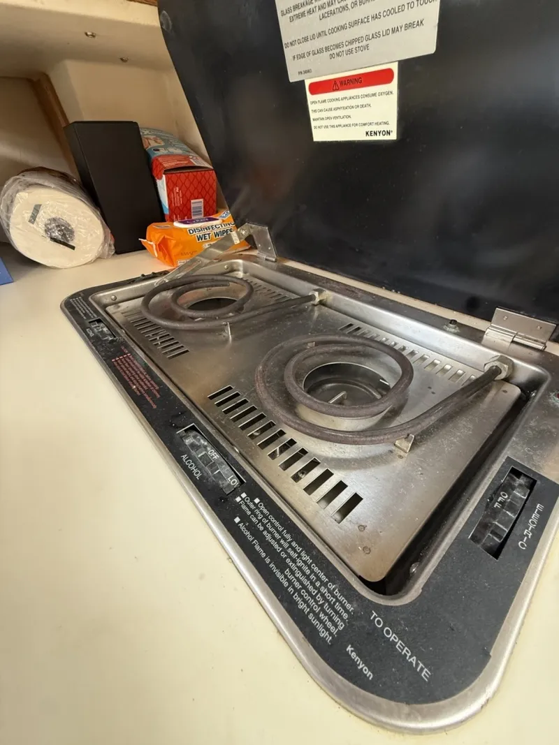 Slide: The Image of Luhrs 29 2000 - 6025381