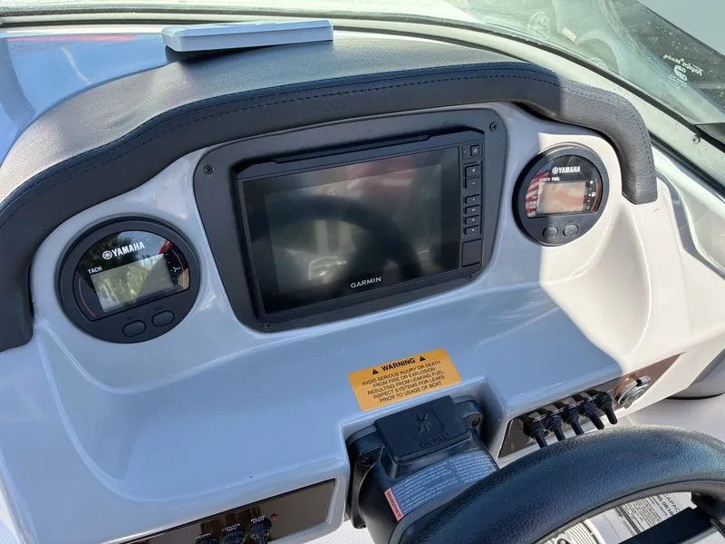 Slide: The Image of Chaparral 21 H2O Sport 2019 - 6025455