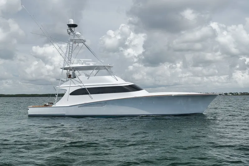 Slide: The Image of Weaver 75 Convertible 2021 - 7368548