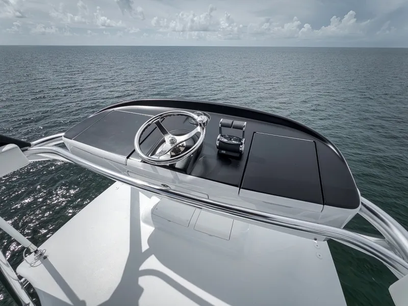 Slide: The Image of Weaver 75 Convertible 2021 - 7368618