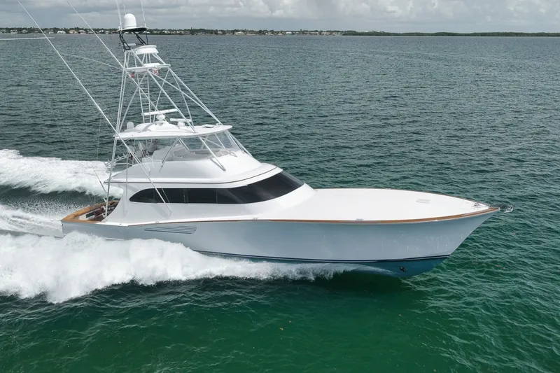 Slide: The Image of Weaver 75 Convertible 2021 - 7759643