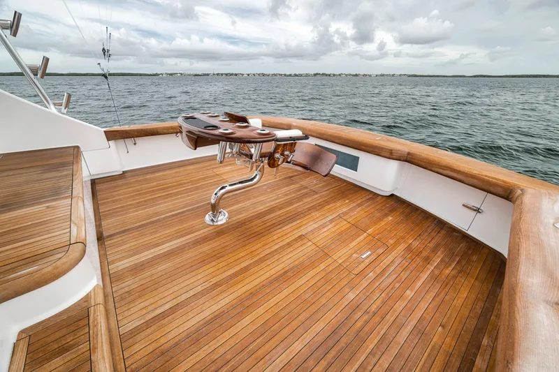 Slide: The Image of Weaver 75 Convertible 2021 - 7368551