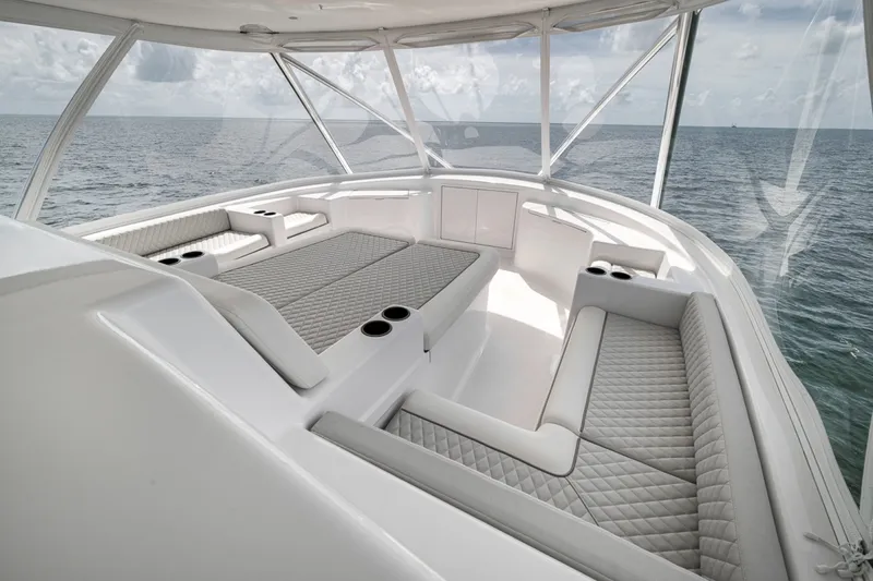 Slide: The Image of Weaver 75 Convertible 2021 - 7368565
