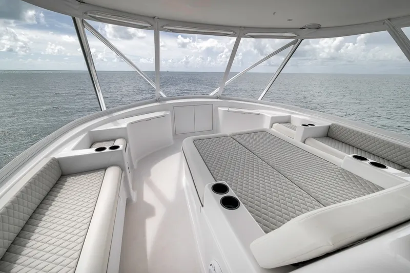 Slide: The Image of Weaver 75 Convertible 2021 - 7368567