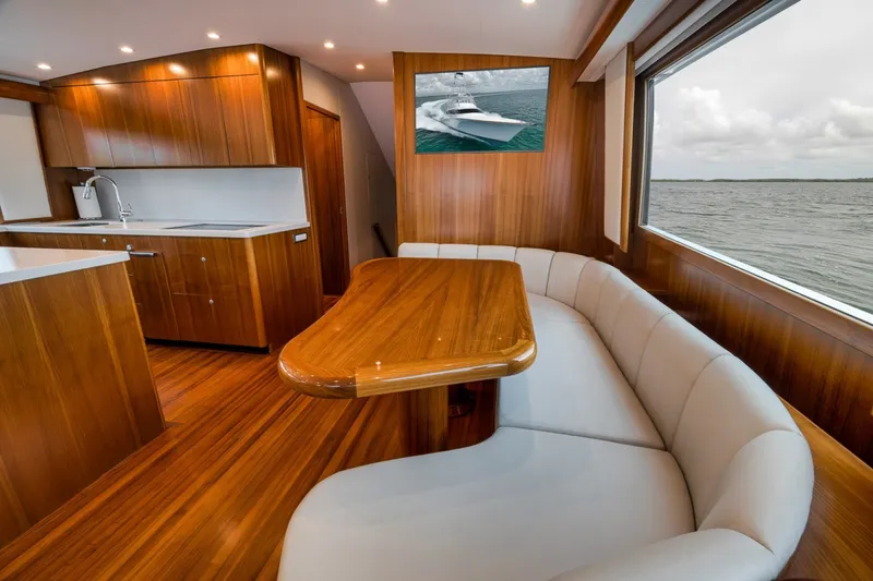 Slide: The Image of Weaver 75 Convertible 2021 - 7368651