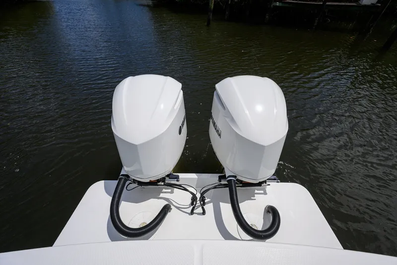 Slide: The Image of Regulator 31 Sweet Melissa - Engines 2019 Regulator 31 Center Console - Sweet Melissa - 7866474