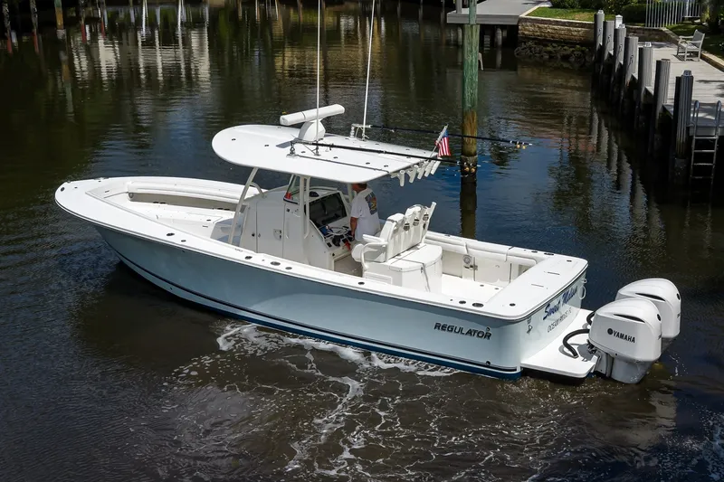 Slide: The Image of Regulator 31- Sweet Melissa - Exterior profile 2019 Regulator 31 Center Console - Sweet Melissa - 7866425