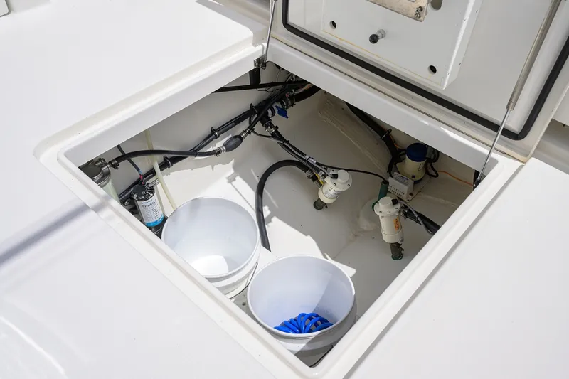 Slide: The Image of Regulator 31 Sweet Melissa - Cockpit 2019 Regulator 31 Center Console - Sweet Melissa - 7866462