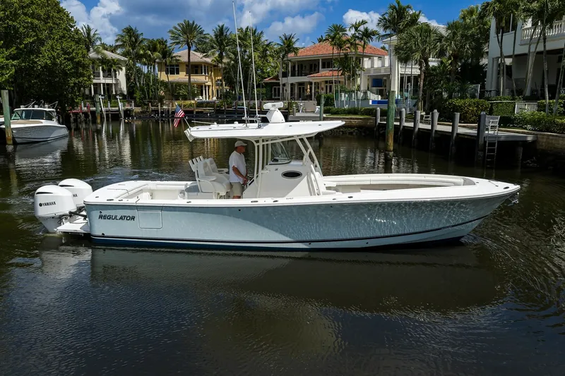 Slide: The Image of Regulator 31- Sweet Melissa - Exterior profile 2019 Regulator 31 Center Console - Sweet Melissa - 7866417