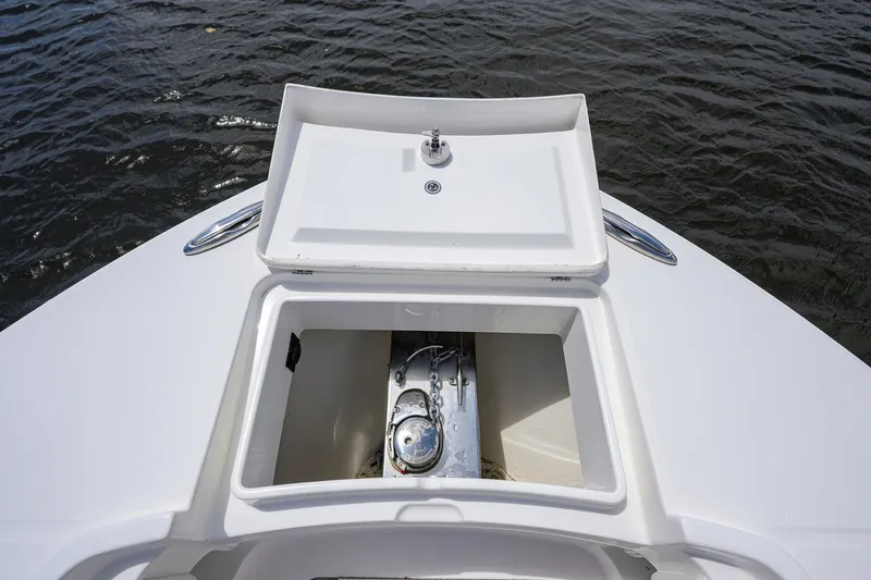 Slide: The Image of  Sweet Melissa - Bow 2019 Regulator 31 Center Console - Sweet Melissa - 6025838