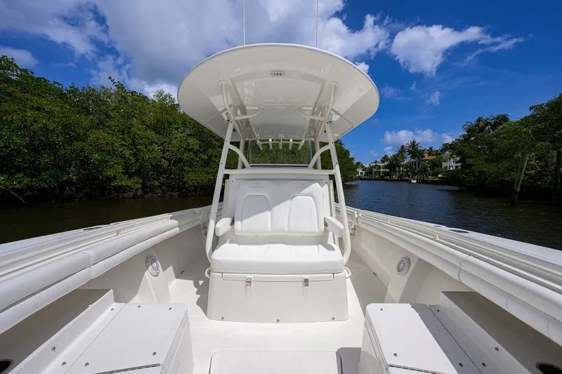 Slide: The Image of  Sweet Melissa - Bow 2019 Regulator 31 Center Console - Sweet Melissa - 6025841
