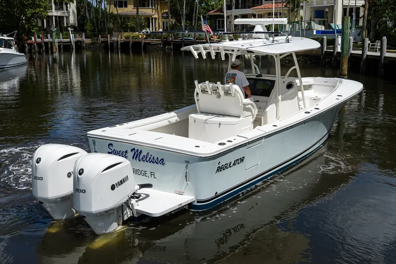 Slide: The Image of Regulator 31- Sweet Melissa - Exterior profile 2019 Regulator 31 Center Console - Sweet Melissa - 6025653