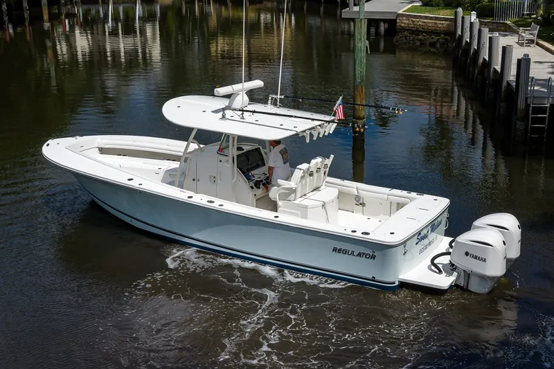Slide: The Image of Regulator 31- Sweet Melissa - Exterior profile 2019 Regulator 31 Center Console - Sweet Melissa - 6025656