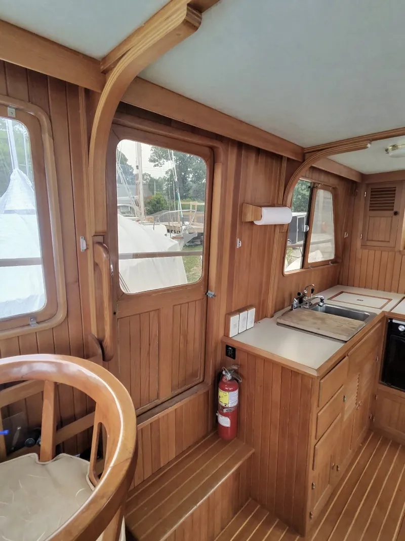 Slide: The Image of Monk 36 Trawler 1988 - 7141222