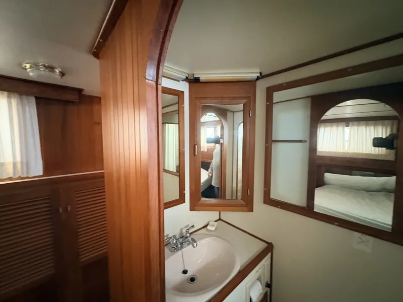 Slide: The Image of Monk 36 Trawler 1988 - 7141330
