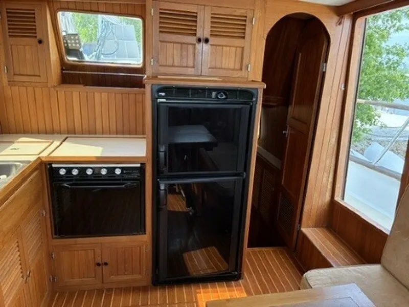Slide: The Image of Monk 36 Trawler 1988 - 7220563