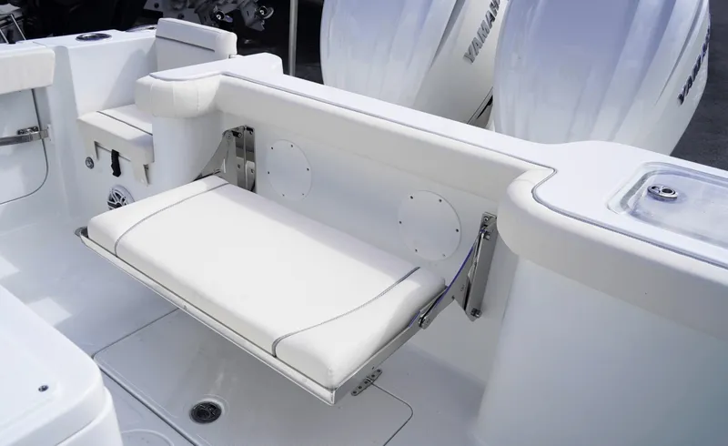 Slide: The Image of Sea Hunt Gamefish 28FS 2026 - 6026224