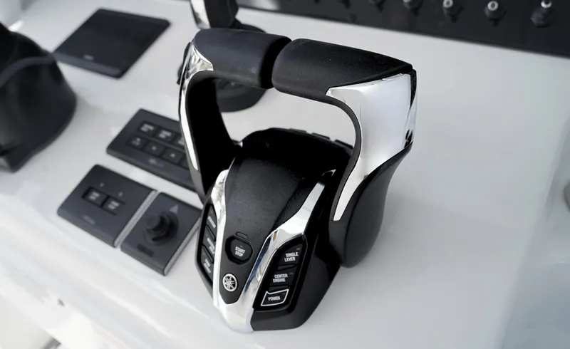 Slide: The Image of Sea Hunt Gamefish 28FS 2026 - 6026219