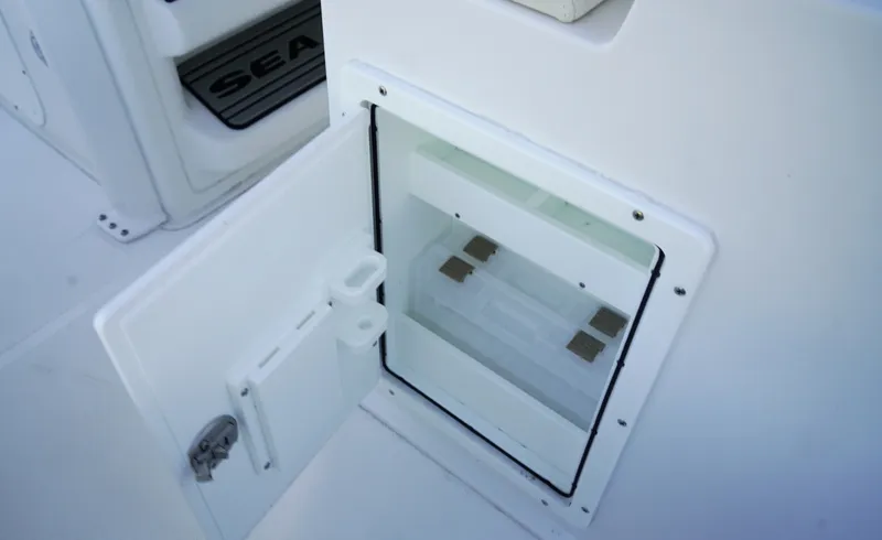 Slide: The Image of Sea Hunt BX 25 FS 2026 - 6026321