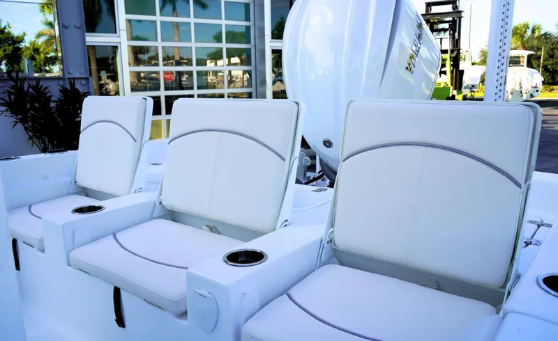 Slide: The Image of Sea Hunt BX 25 FS 2026 - 6026309